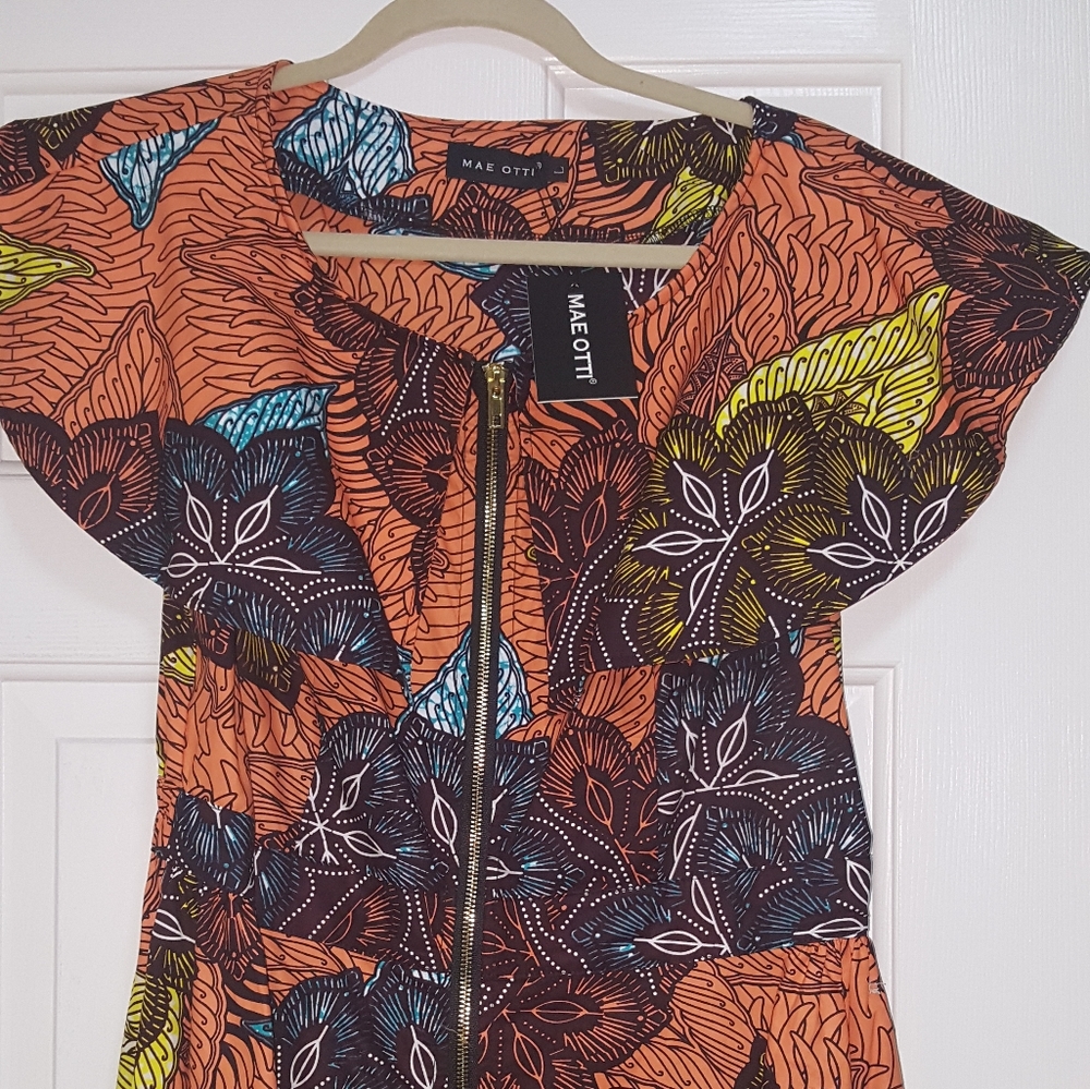 Mae Otti  Adunni cape top